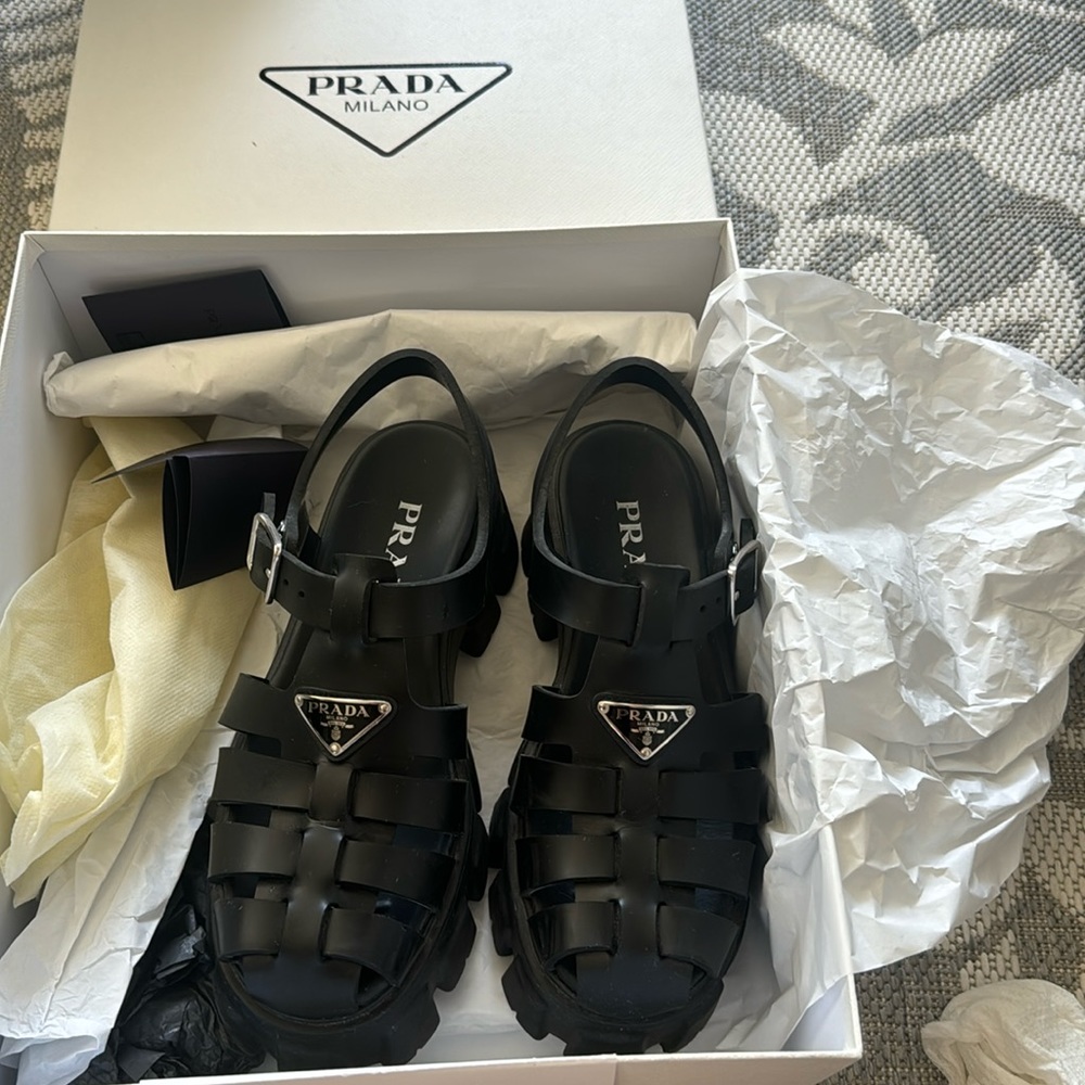 Prada monolith rubber sandals size 38 (8 US) black